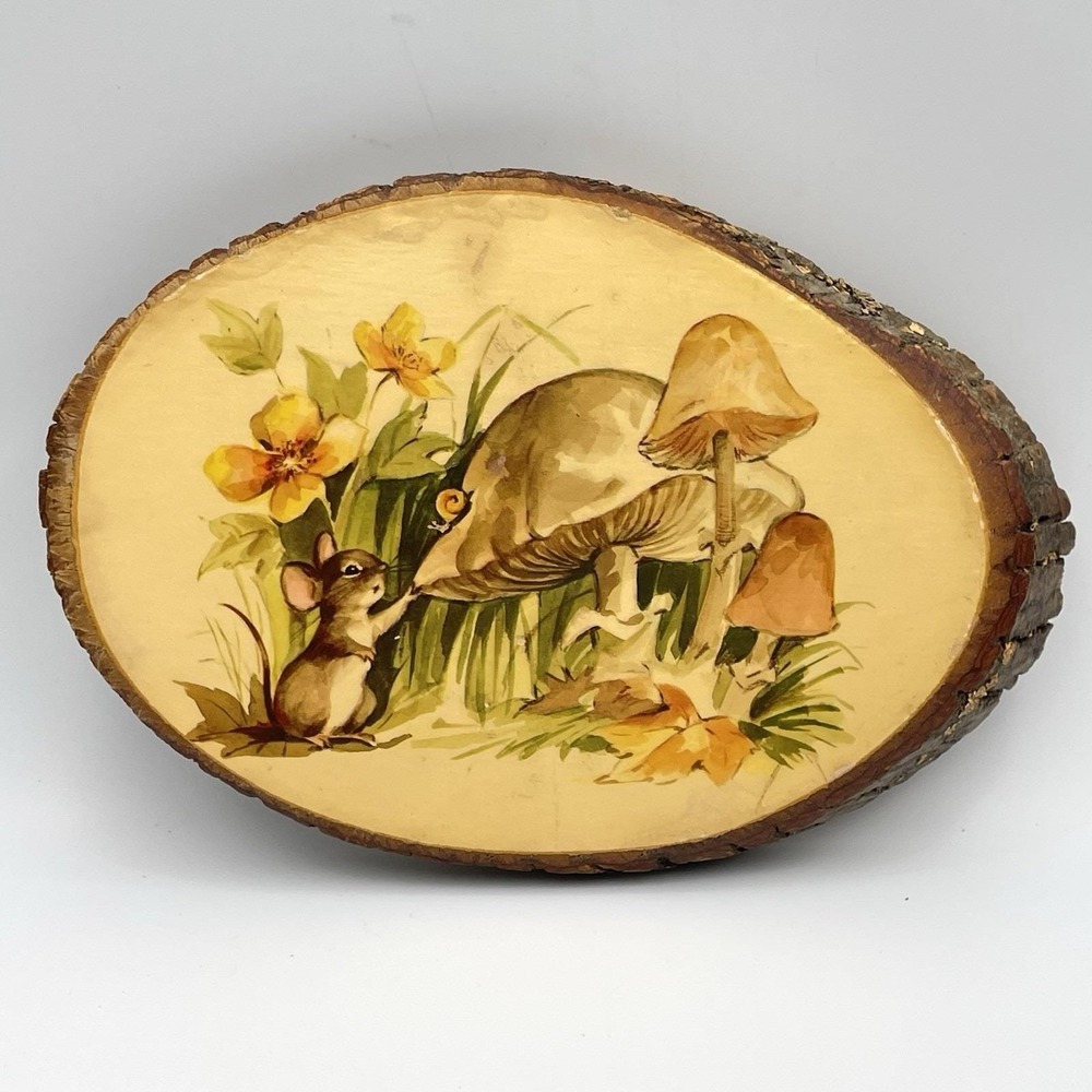 Vintage 1970s Mouse Mushroom Wood Slice Wall Plaque Rustic Cabin Decor 9" x 6"